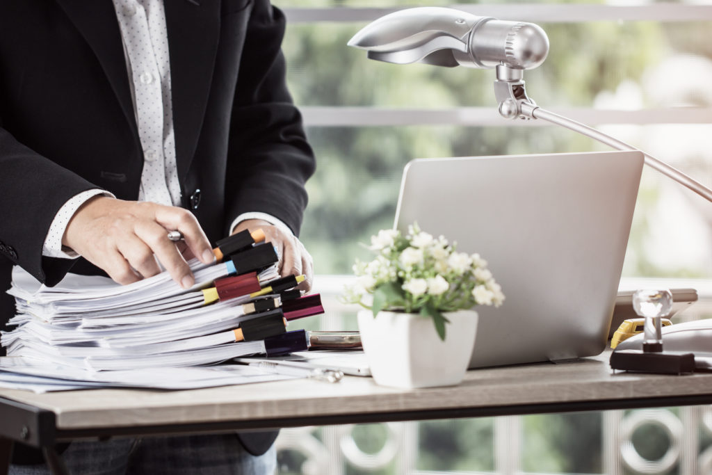 como organizar documentos