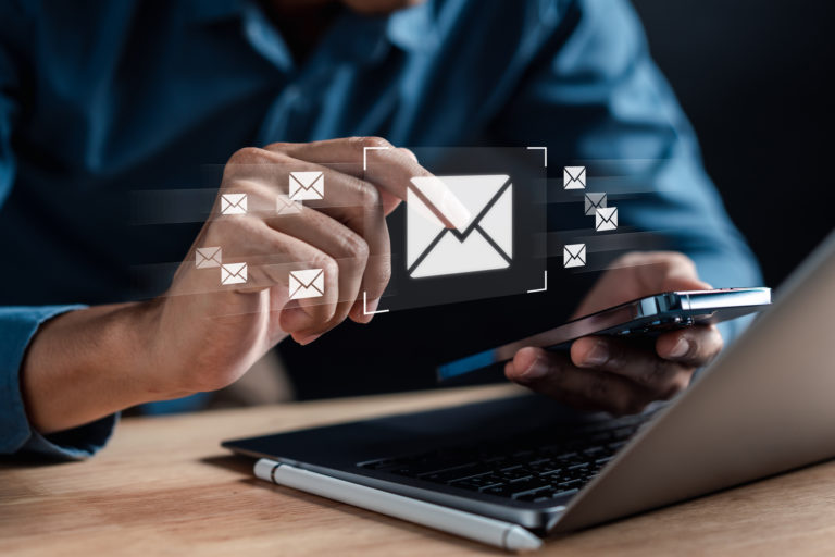Como criar assinatura de e-mail